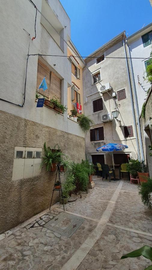 Franceska Apartmani Cres Zewnętrze zdjęcie