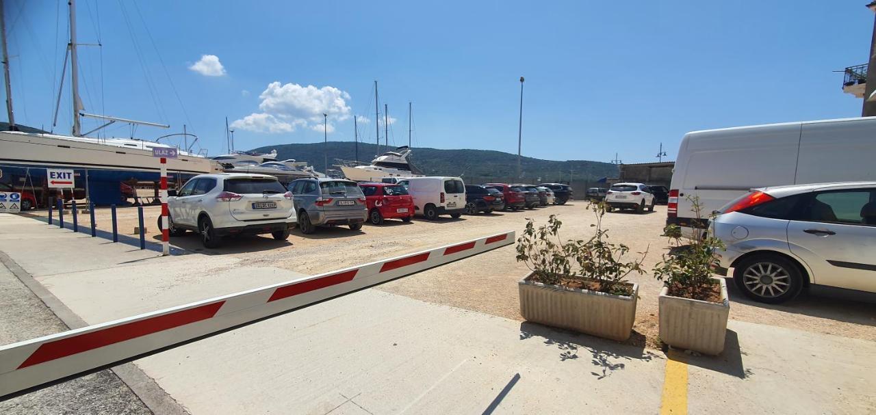 Franceska Apartmani Cres Zewnętrze zdjęcie